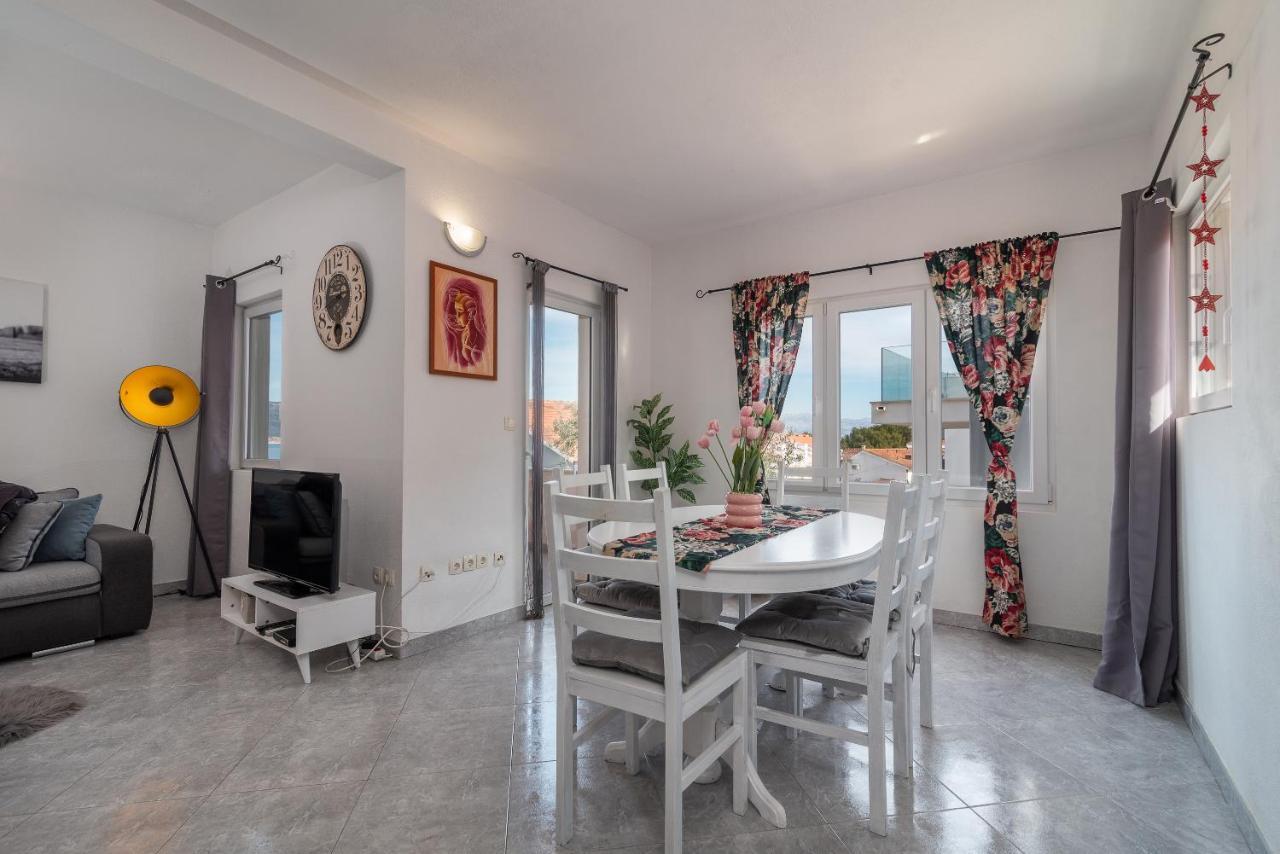 Holiday Villa Nostra Trogir Exterior foto
