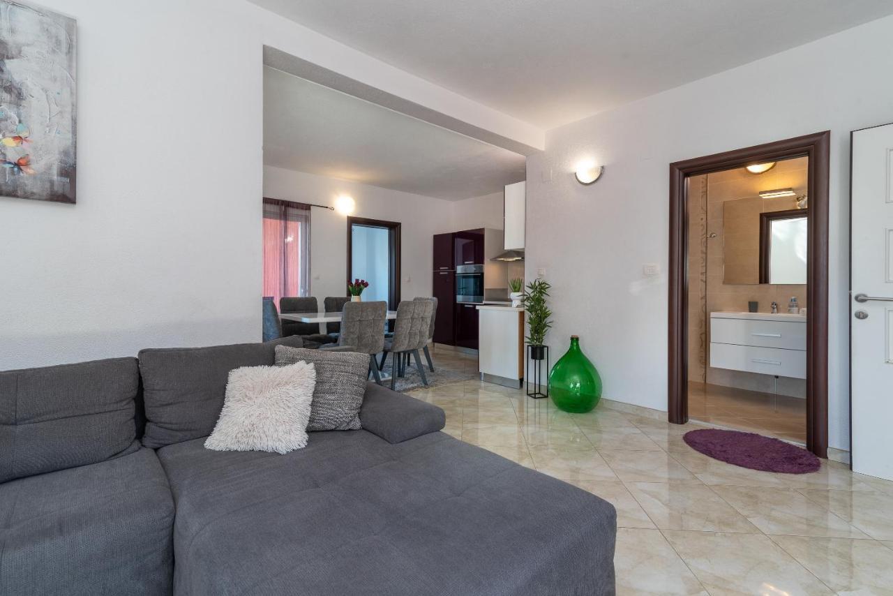 Holiday Villa Nostra Trogir Exterior foto